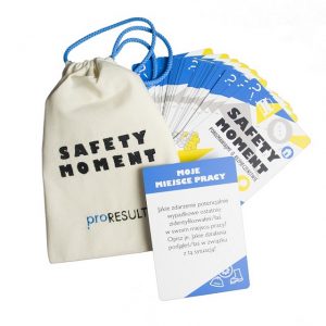Na zdjęciu przedstawiona jest gra SAFETY MOMENT - Gra BHP Proresult, karty rozmów na temat bezpieczeństwa